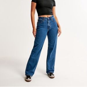 Curve Love High Rise 90s Relaxed Jean